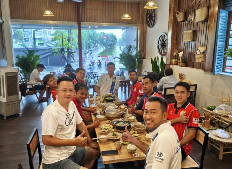 Sự ra đời của Quán Cơm Quê Góc Bếp