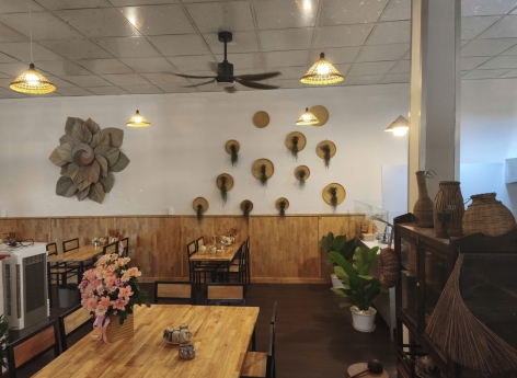 Khám Phá Top 5 Quán Cơm Ngon Đường Nơ Trang Long Không Thể Bỏ Qua