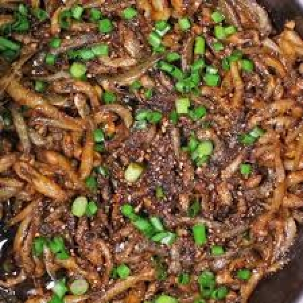 Cá bống trứng kho tiêu