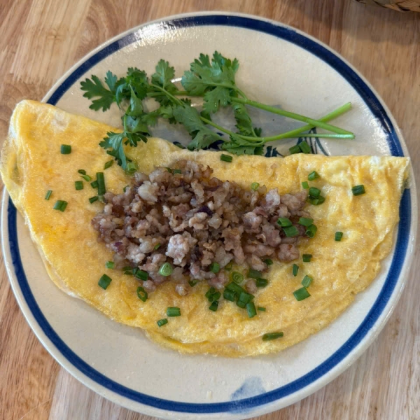 Trứng chiên thịt bằm